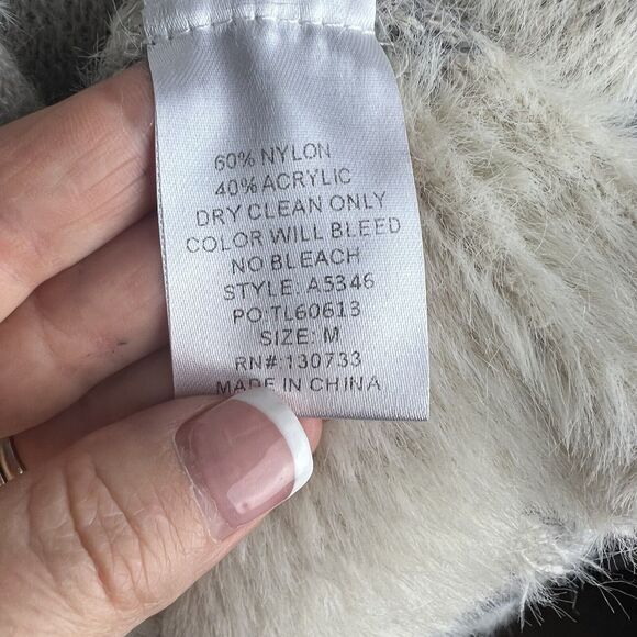 Umgee Sweater Women's Camo Crew Neck Long Sleeve Oversized Eyelash Sz M - Picture 7 of 9